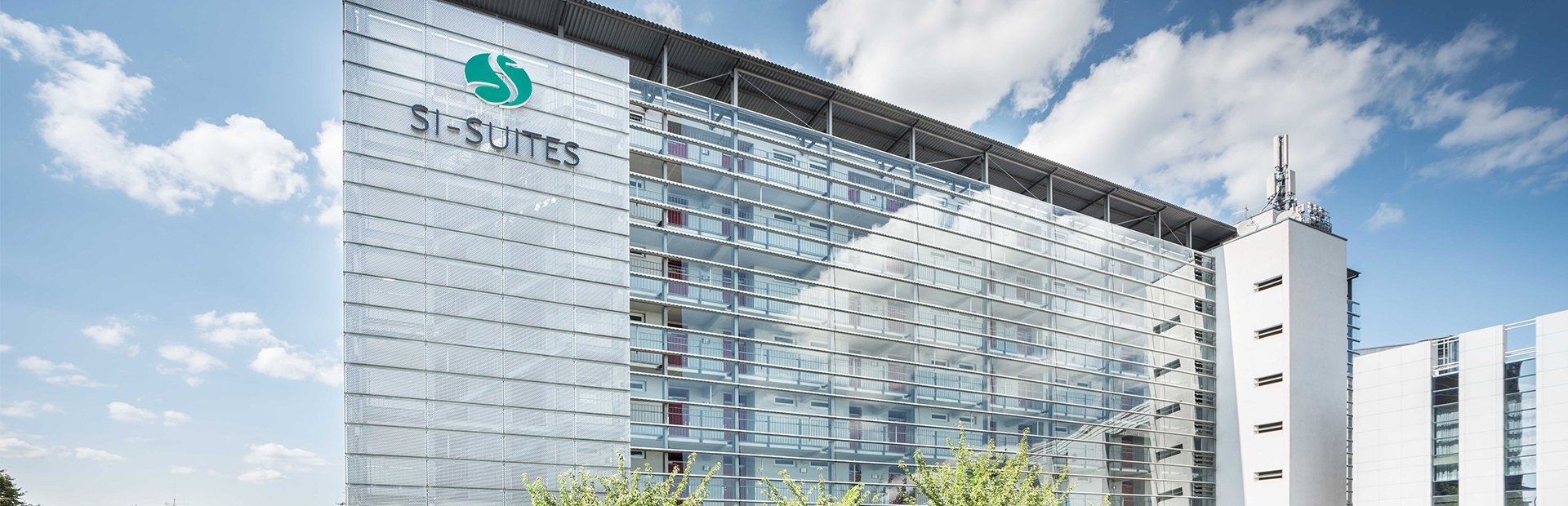Außenansicht des SI-SUITES Hotels im SI-Centrum Stuttgart