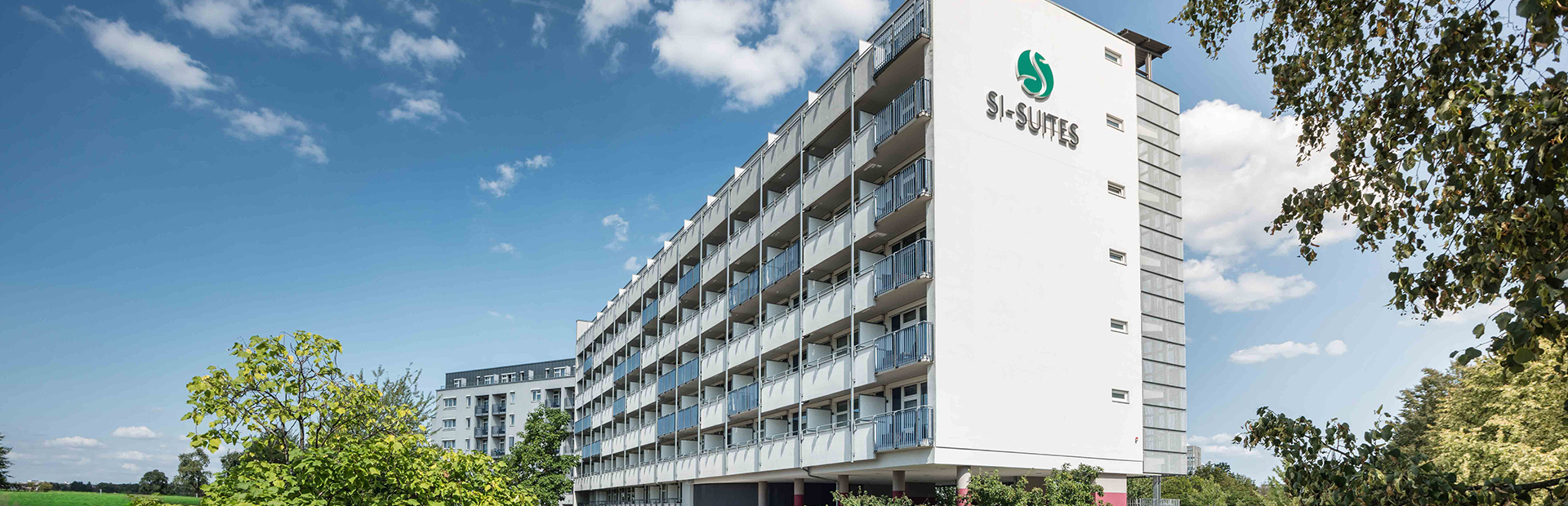 View of the terrace of the SI-SUITES Hotel in Stuttgart