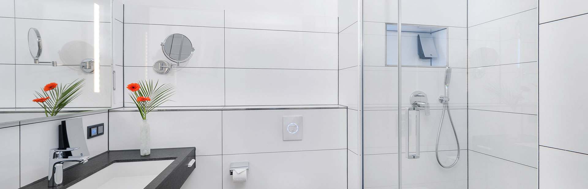 Economy Room Bathroom – SI-SUITES Hotel Stuttgart