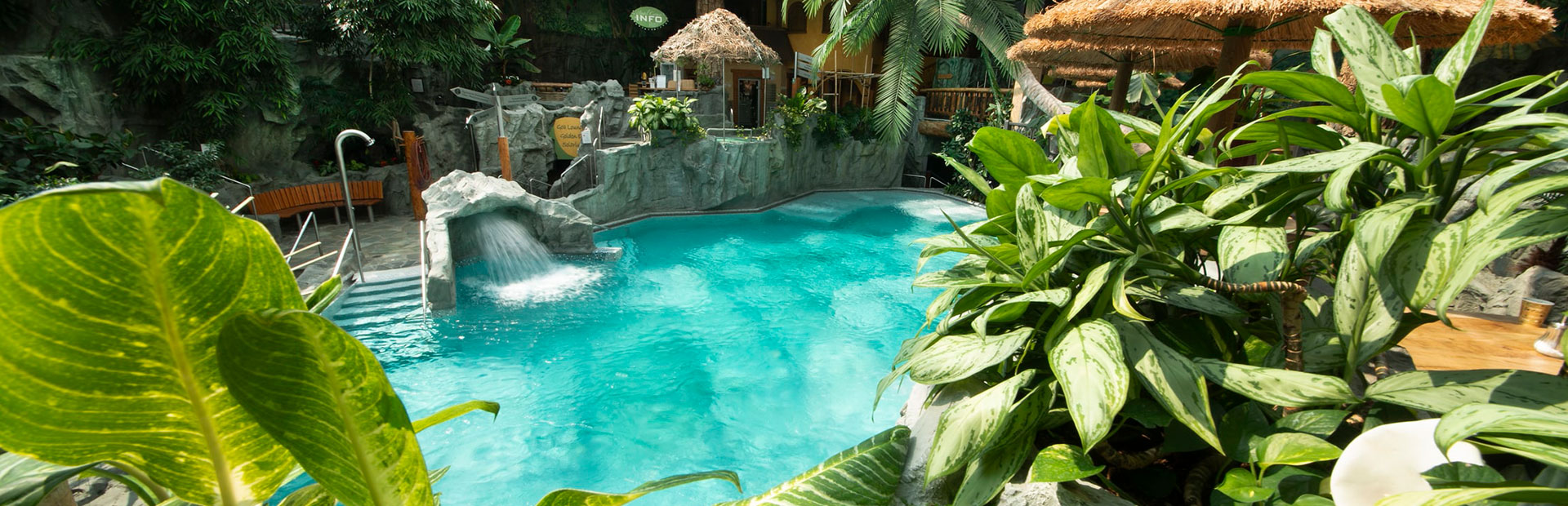 Caribbean lagoon at SchwabenQuellen - pure relaxation!