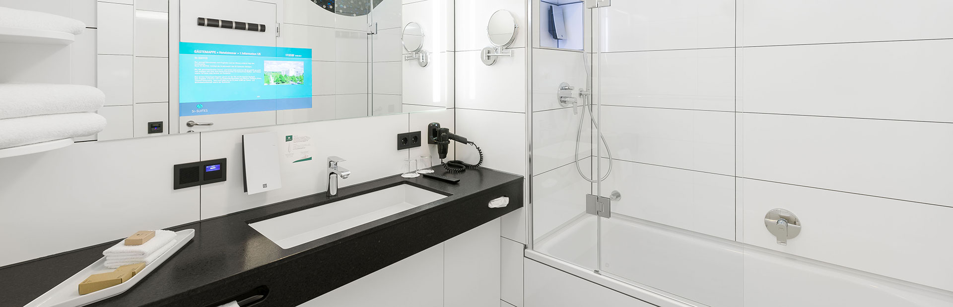 Suite-Badezimmer mit Badewanne in SI-SUITES Hotel Stuttgart